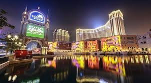 The History of Mega-Casinos: From Small Gambling Halls to Extravagant Resorts